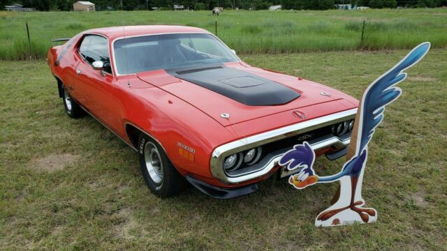 1971 Plymouth Road Runner (FE5 Rally Red/Black)