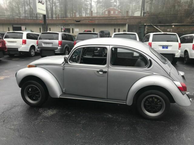 1968 Volkswagen Bug (Silver/Black)