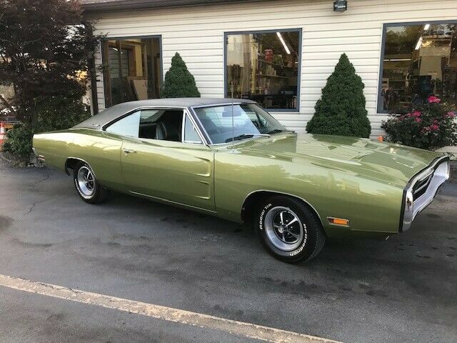 1970 Dodge Charger (Green/Green)