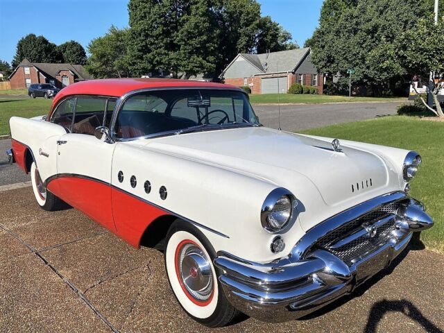1955 Buick Century (Red Over White/Red)