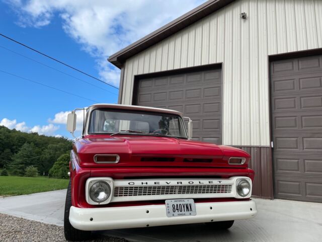 1964 Chevrolet C10 (Red/Brown)