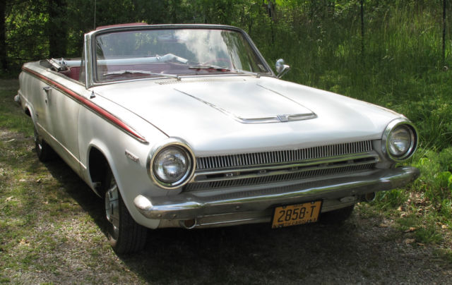 1964 Dodge Dart (white/red)