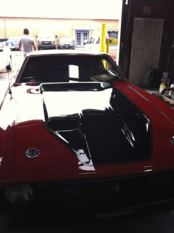 1972 Ford Mustang (RED/BLACK/Black)