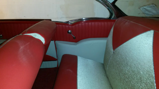 1956 Chevrolet Bel Air/150/210 (Red/Cream/Red/Cream)