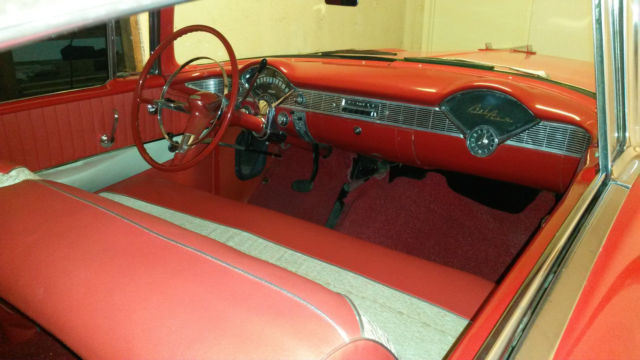 1956 Chevrolet Bel Air/150/210 (Red/Cream/Red/Cream)
