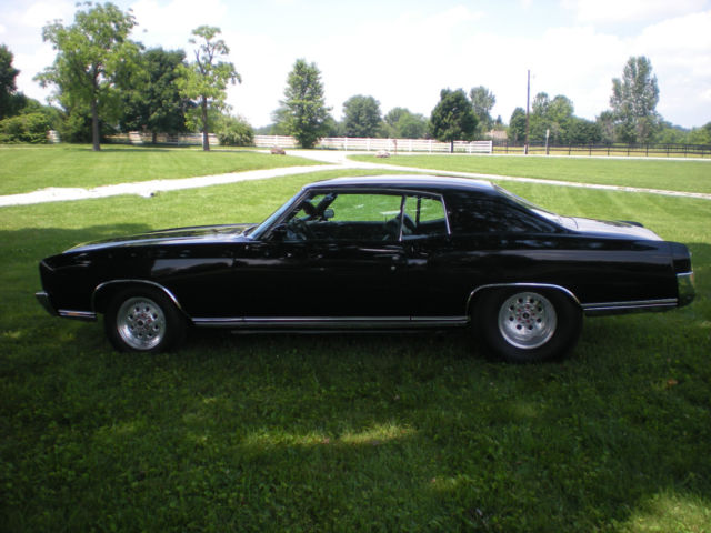 1971 Chevrolet Monte Carlo (Black/Black)