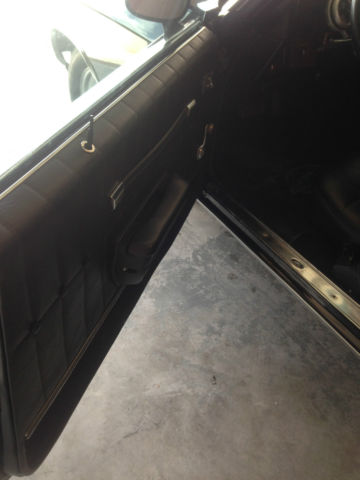 1971 Chevrolet Monte Carlo (Black/Black)