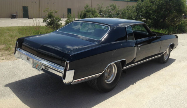 1971 Chevrolet Monte Carlo (Black/Black)