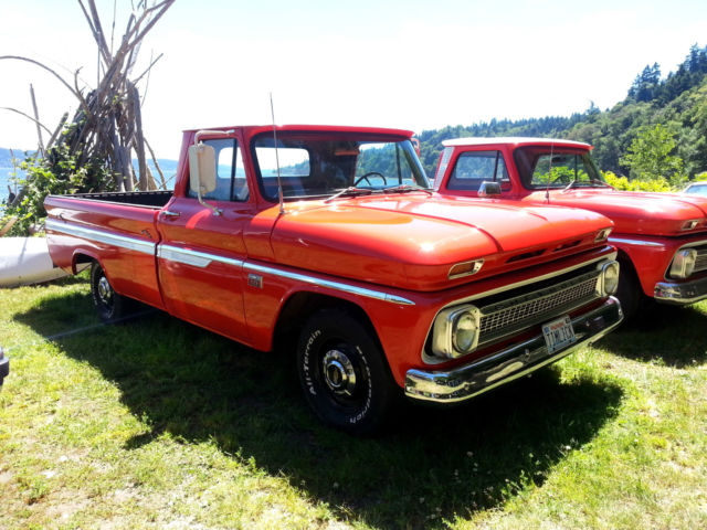 1966 Chevrolet C-10 (Red/Red)