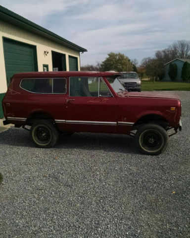 1976 International Harvester Scout (Red/Gray)