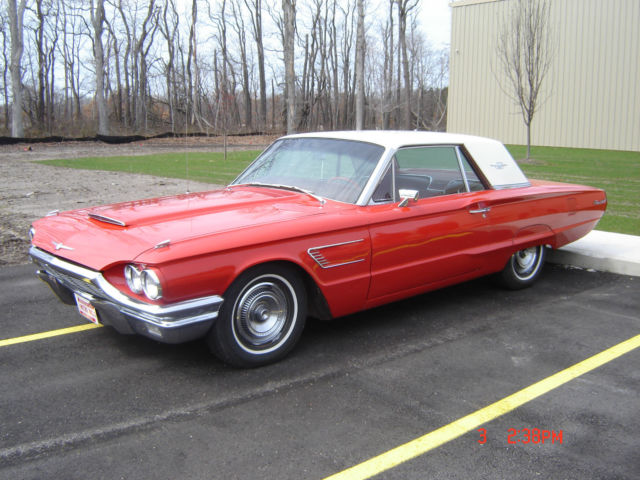 1965 Ford Thunderbird (Red/White Hard Top/Red)