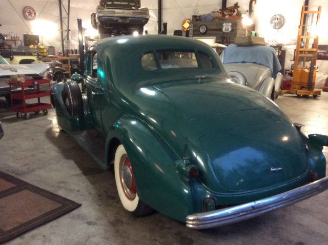 1936 Cadillac Fleetwood (Green/Green)