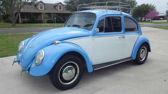 1966 Volkswagen Beetle - Classic (blue/white/black/white)