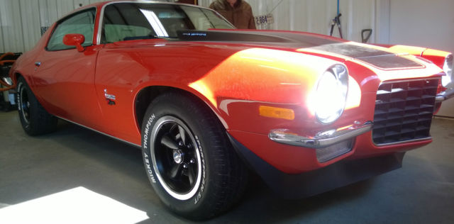 1973 Chevrolet Camaro (Orange/Black)