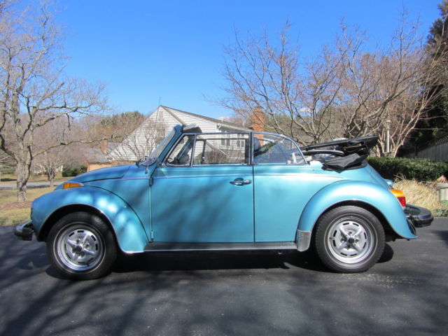 1979 Volkswagen Beetle - Classic (River Blue Metalic/Black)