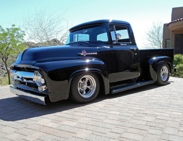 1956 Ford F-100 (Red/Red)