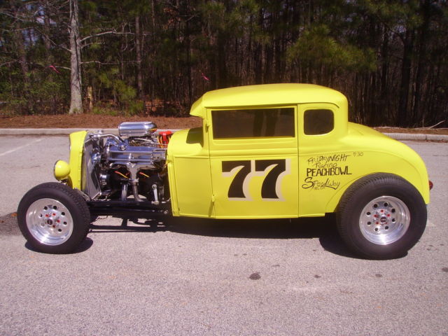 1931 Ford Model A (Yellow/Yellow)