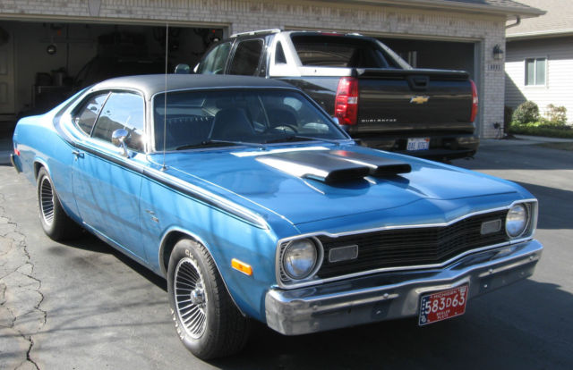 1974 Dodge Dart (Blue/Black)