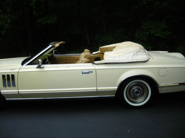 1978 Lincoln Mark Series (Yellow/Tan)
