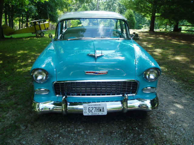 1955 Chevrolet Bel Air/150/210 (Blue/Black)