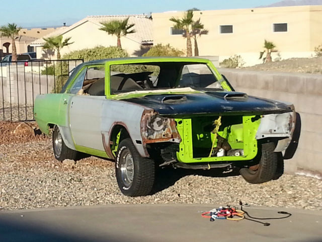 1970 Dodge Dart (Green/Black)