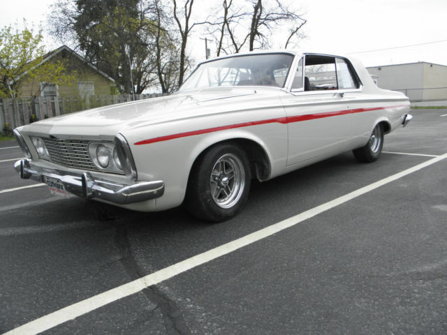 1963 Plymouth Fury (Tan/Red)