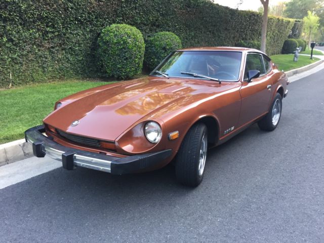 1977 Datsun Z-Series (Brown/Tan)