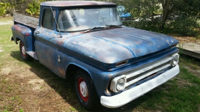1963 Chevrolet C-10 (Blue/Beige/White)