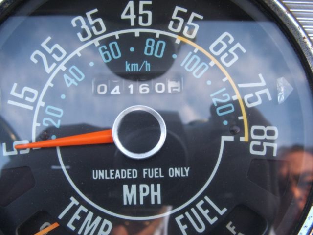 1979 Ford Fairlane (Yellow/Black)