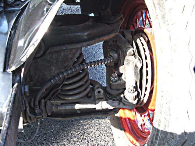 1979 Ford Fairlane (Yellow/Black)