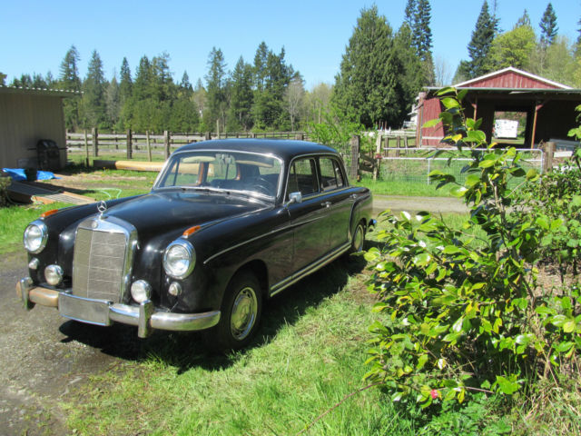 1959 Mercedes-Benz 200-Series (Black/Gray Cloth-Solid Wood Dash and Window Trim)
