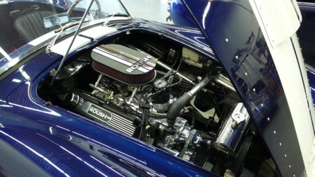 1965 Replica/Kit Makes Cobra (Indigo Blue with Wimbleton White racing stripes/Black)