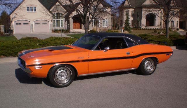 1970 Dodge Challenger (EK2 Go Mango/Black Leather)
