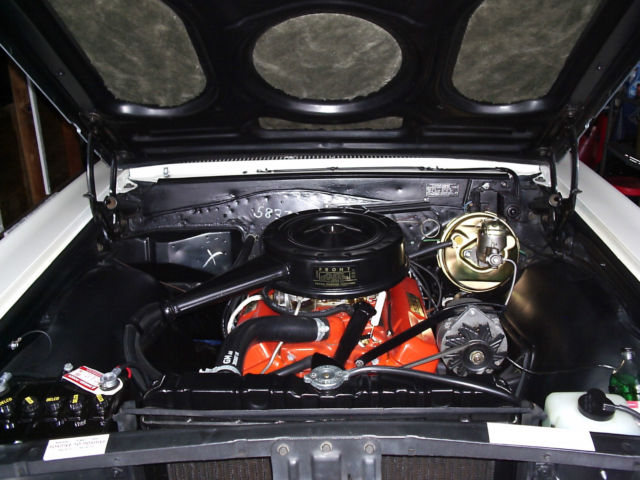 1964 Chevrolet Chevelle (ERMINE WHITE/AQUA)