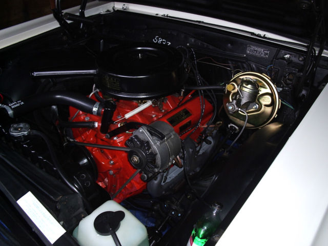 1964 Chevrolet Chevelle (ERMINE WHITE/AQUA)