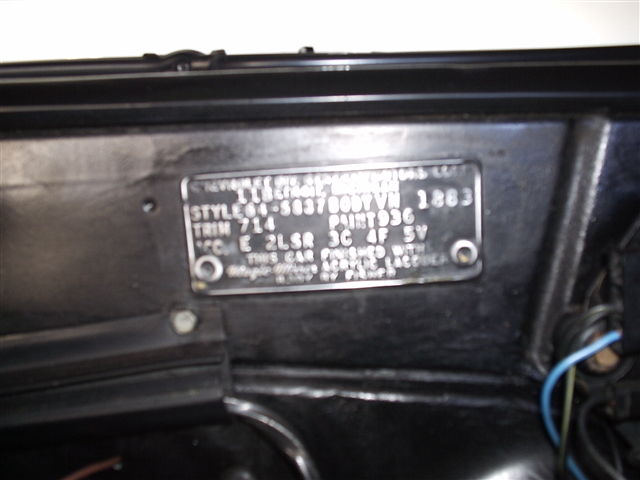 1964 Chevrolet Chevelle (ERMINE WHITE/AQUA)