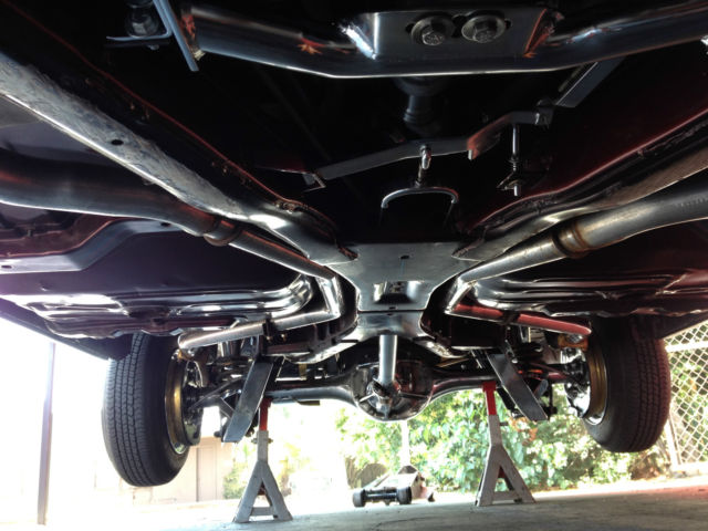 1964 Chevrolet Impala (Root beer brown/Beige)