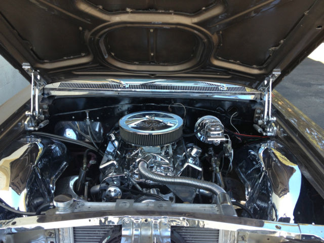 1964 Chevrolet Impala (Root beer brown/Beige)