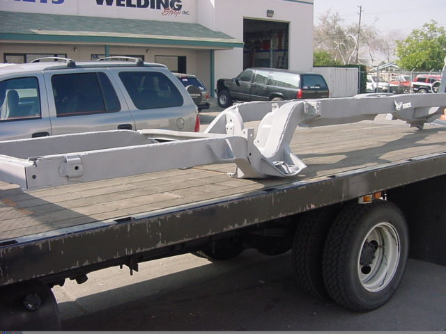 1964 Chevrolet Impala (Root beer brown/Beige)