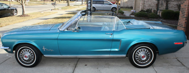 1968 Ford Mustang (Blue/Blue)