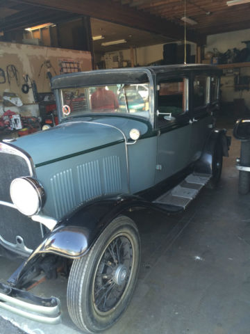 1929 DeSoto 4 Door Sedan (Grey/Green)