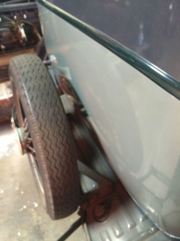 1929 DeSoto 4 Door Sedan (Grey/Green)