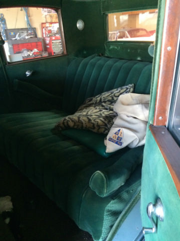 1929 DeSoto 4 Door Sedan (Grey/Green)