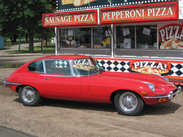 1969 Jaguar XK (Signal Red/Black)