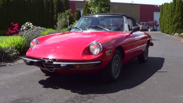 1974 Alfa Romeo Spider (Red/Tan)