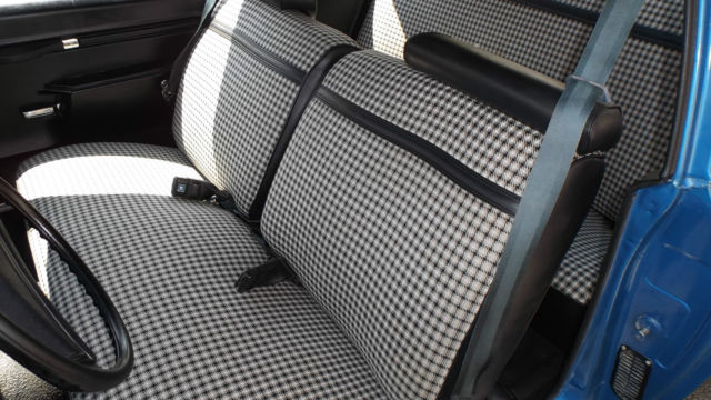 1974 Chevrolet Nova (Blue/Black)