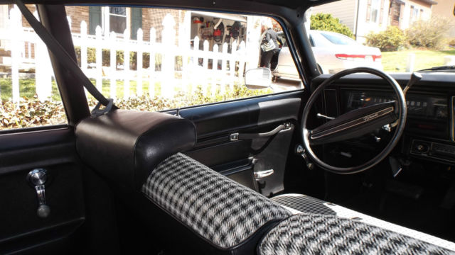 1974 Chevrolet Nova (Blue/Black)