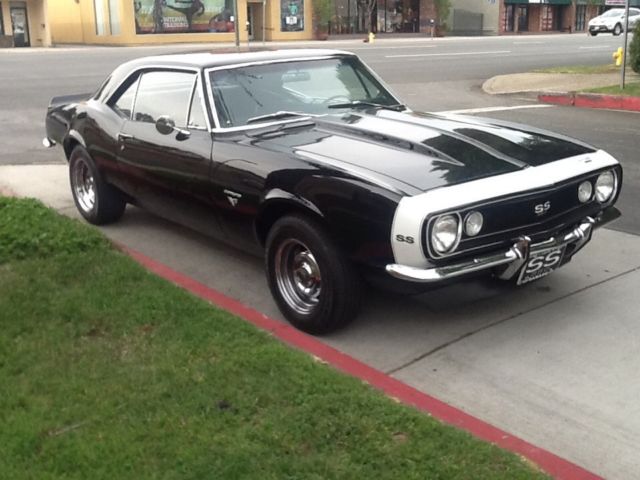 1967 Chevrolet Camaro (Black/Black)