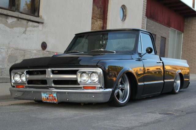 1968 Chevrolet C-10 (Black/Black)