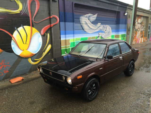 1978 Toyota Corolla (Brown/Black)